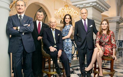 Estee Lauder keeps its billions in the family
