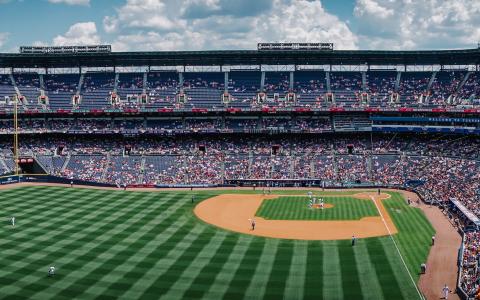 Watch Baseball's Atlanta Braves Go Public - Bloomberg